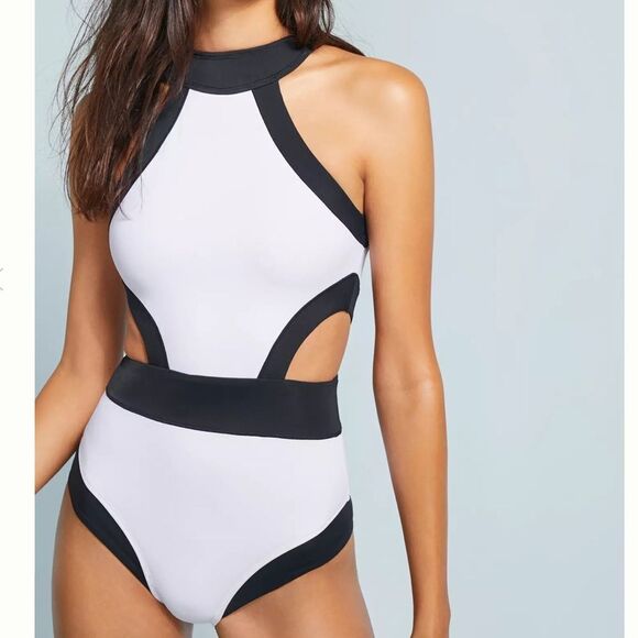Gianni Bini White Black Cut Out One Piece Swim - Picture 1 of 8